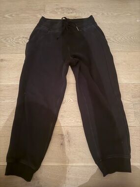 lululemon athletica Women’s Black Jogger Sweatpants